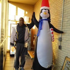 Meet your Posher, Derrick